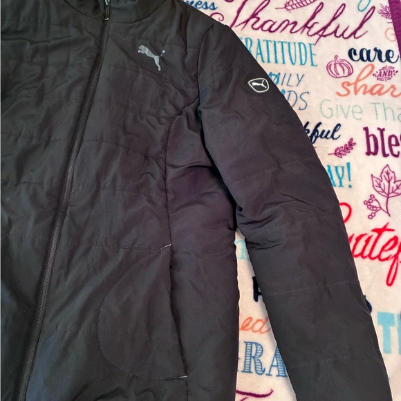 Puma Wonen’s Black Jacket. Size large. - Picture 4 of 8